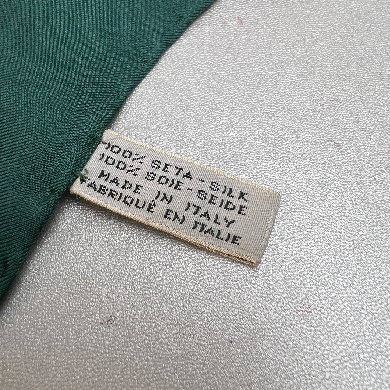 CHANEL シャネル ココマーク タグ付き 大判 スカーフ グリーン A-9842