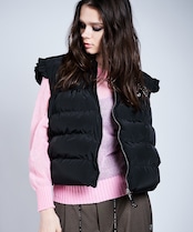 【直営限定ITEM】フリルパデットベスト CQ-47062H
