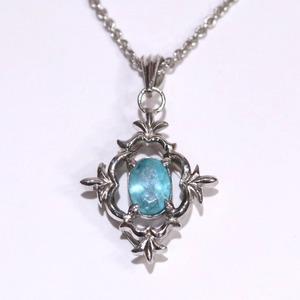 唐草ペンダント　アパタイト