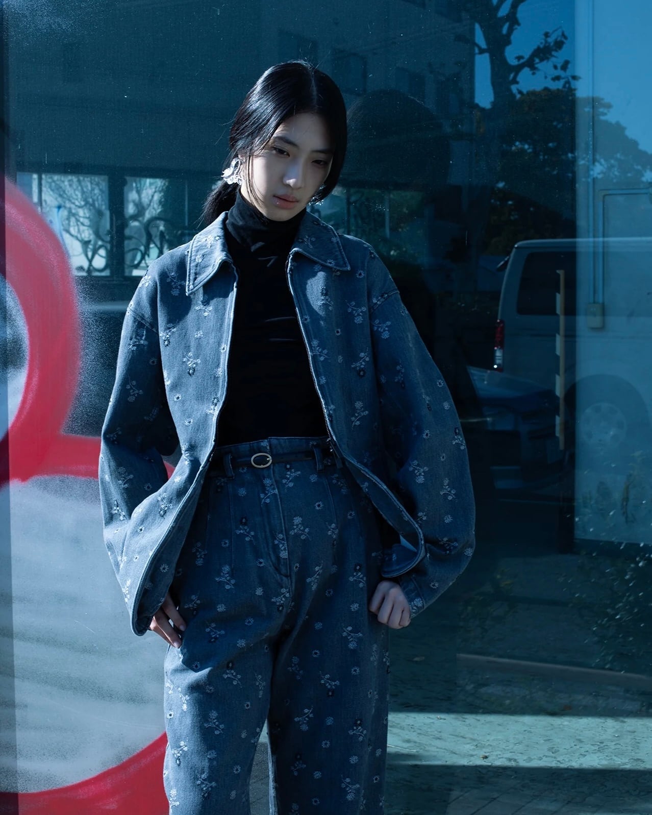 Mame Kurogouchi】Floral Jacquard High Waisted Denim Trousers