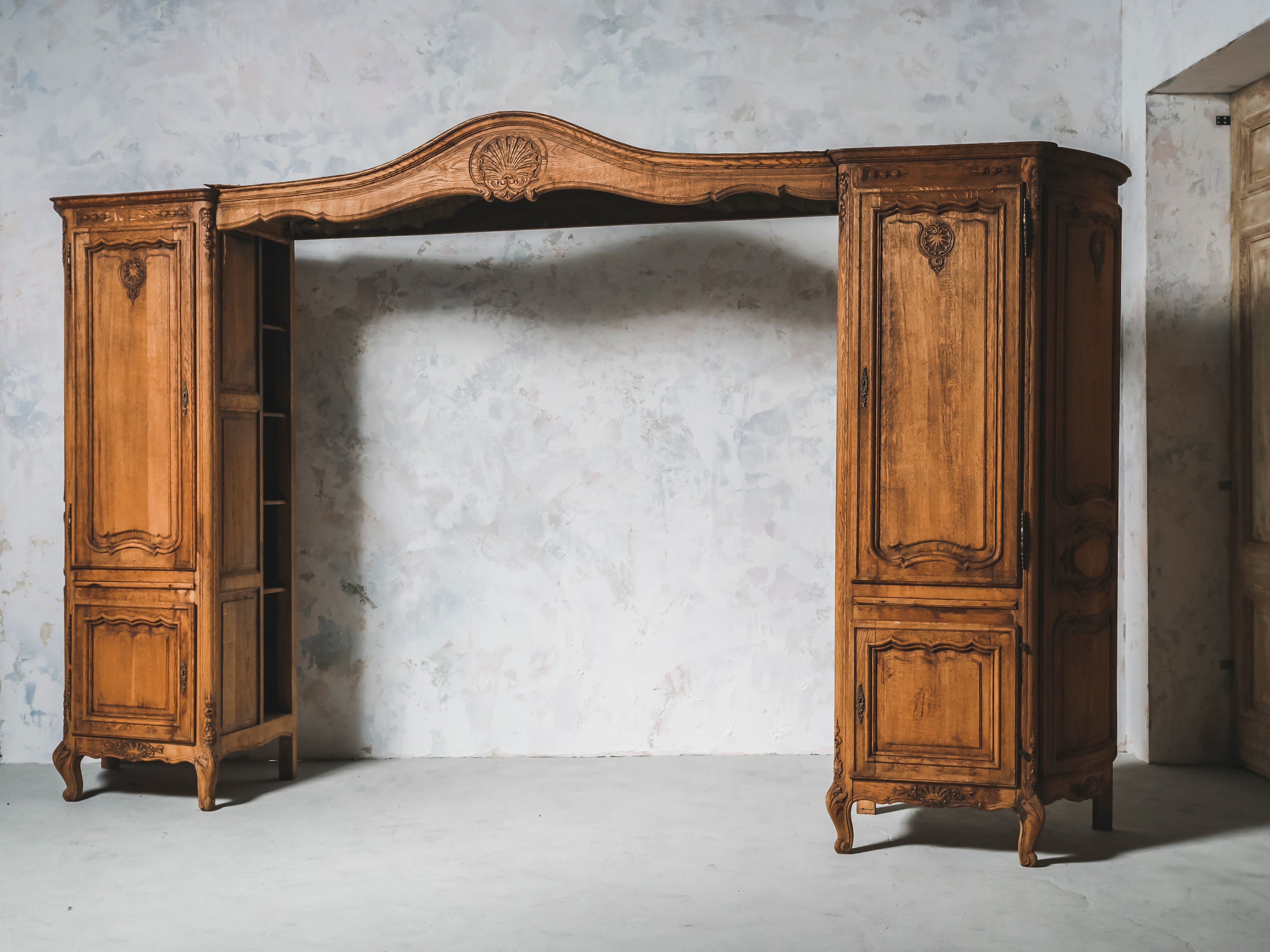 キャビネット/ウォールキャビネット/アンティークキャビネット/大型家具/フランス/店舗什器