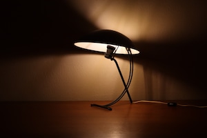 Louis Kalff「Desk Lamp NB100」