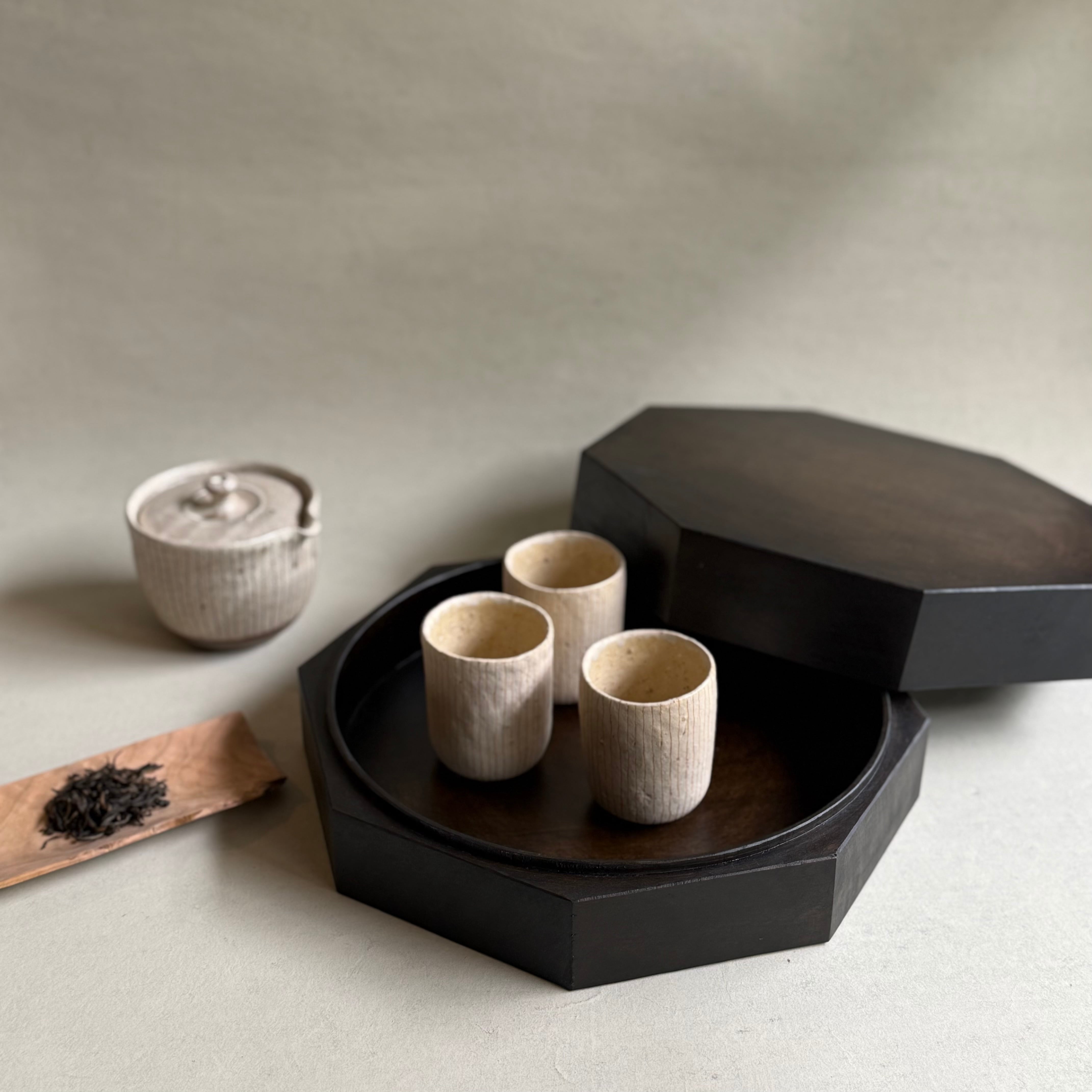徒爾 八角茶箱 8寸 サクラ 黒漆(国産/松煙)