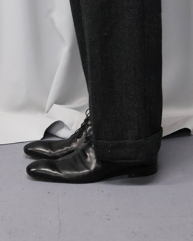 【louis vuitton】seem detail lace up leather shoes