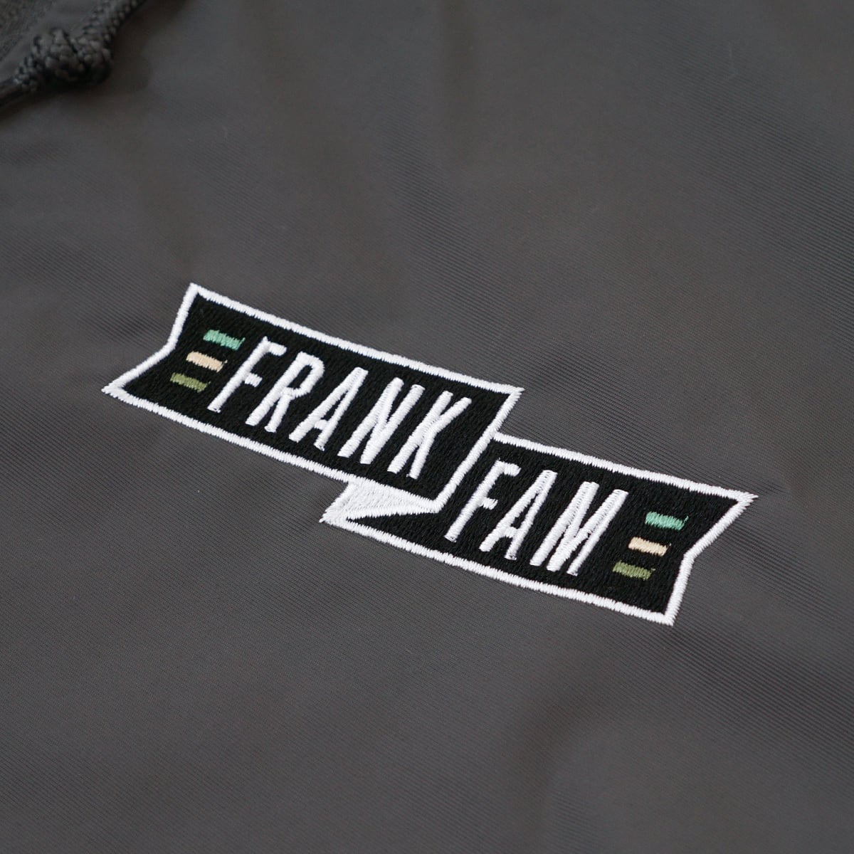FRANK LABEL ANORAK | GRY | FRANK FAM