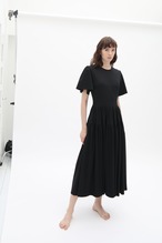 SMOOTH T-DRESS BLACK【LAST2】