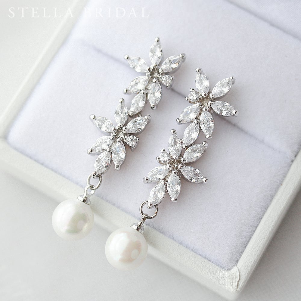 キュービックジルコニア ウェディングピアスorイヤリング アカシア ドロップパールII