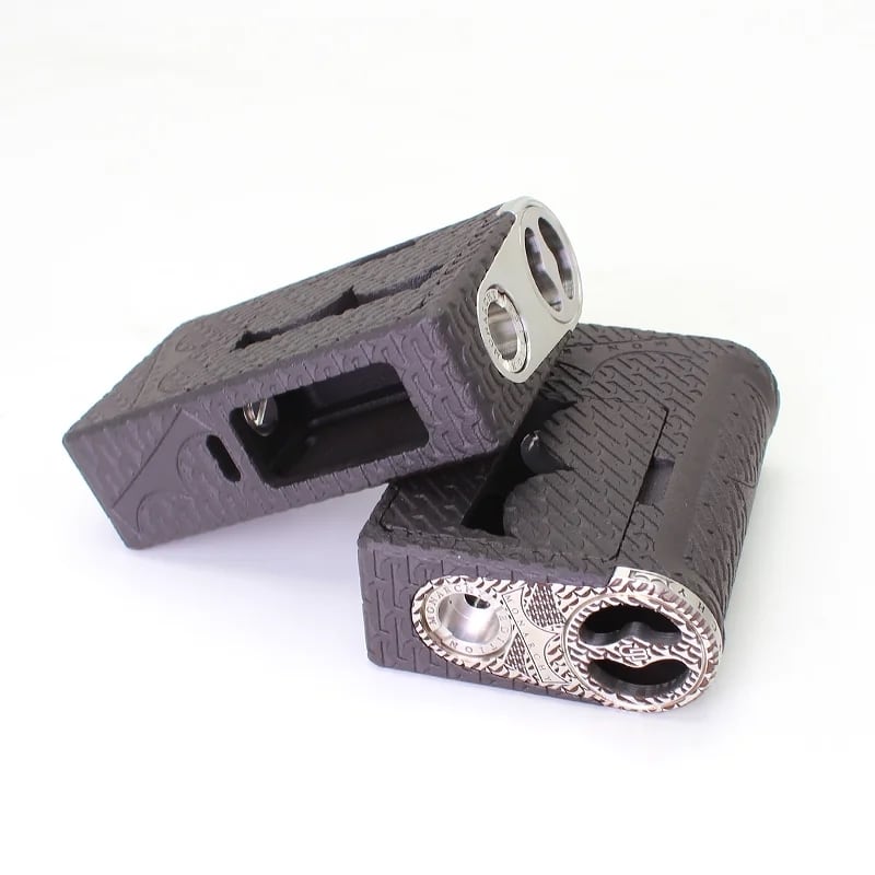 Q-Bot MNCH Collab by Critival Box【CLONE】【送料無料 Q-Bot MNCH Collab by Critival Box【CLONE】【送料無料