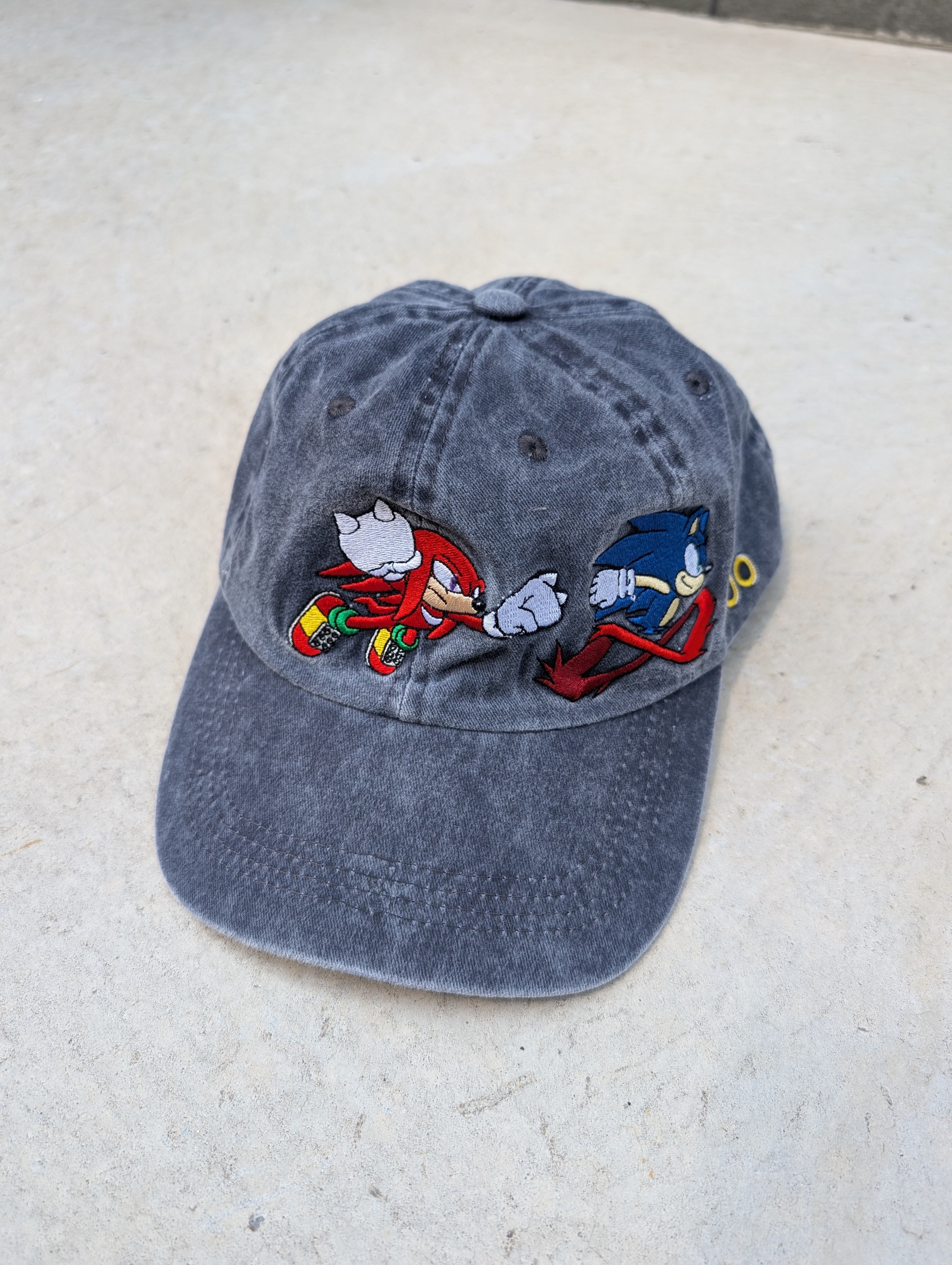 "SONIC THE HEDGEHOG" embroidery cap