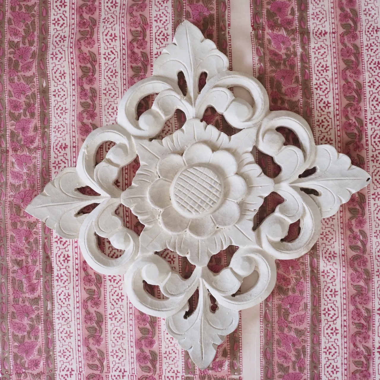 ブロックプリント生地【50cm単位】インド綿 ストライプ柄 ピンク×カーキ #16124-PK2