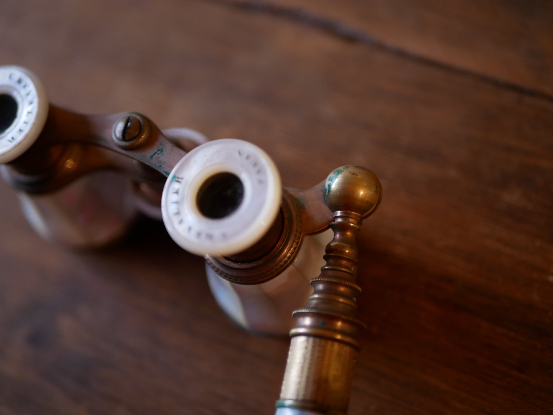 白蝶貝 オペラグラス フランスアンティーク マザーオブパール ハンドル