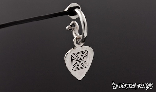 THIRTEENDESIGNS サーティーンデザインズ KE-17 HOOP BONE & PICK IRON CROSS PIERCE