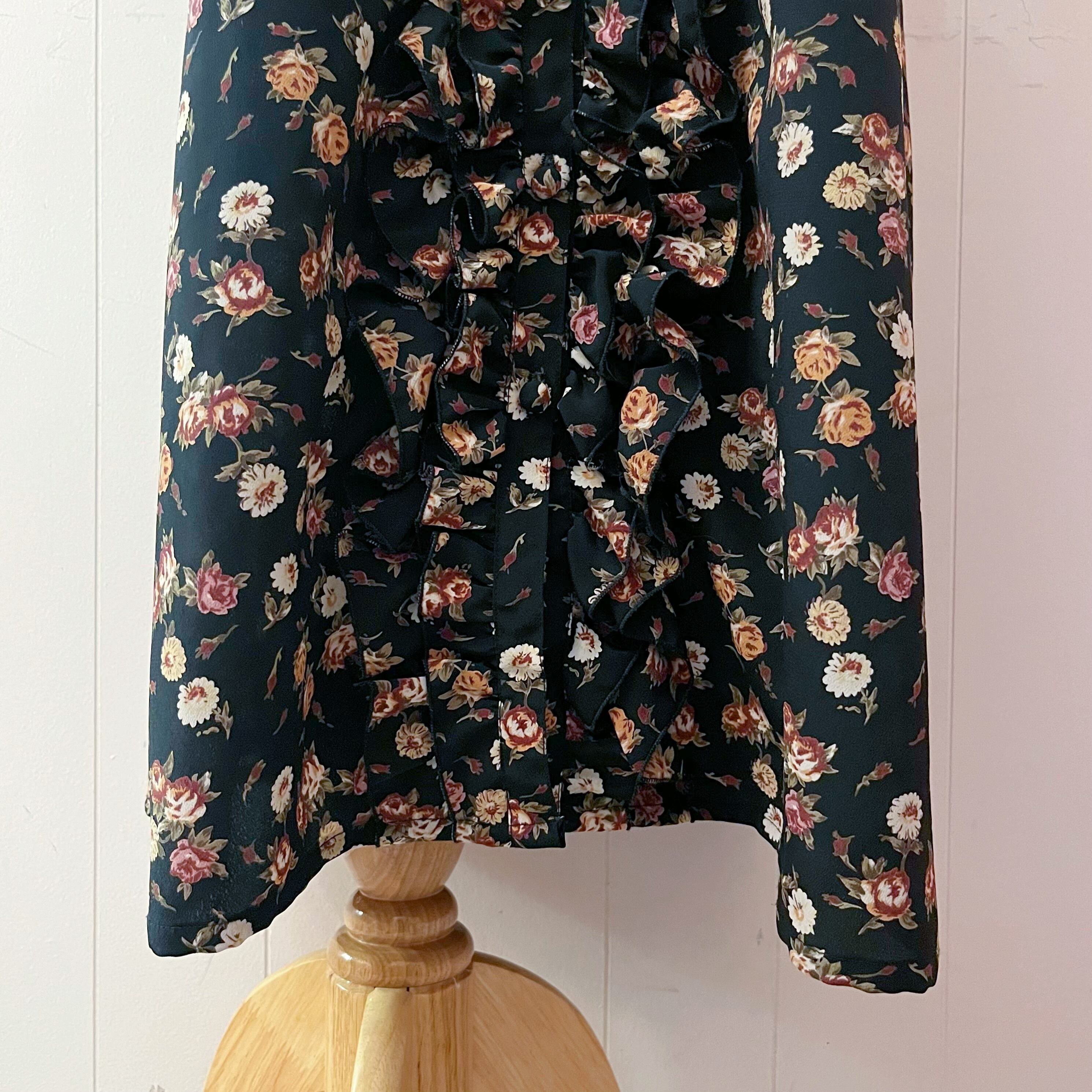 black flower frill button jumper skirt