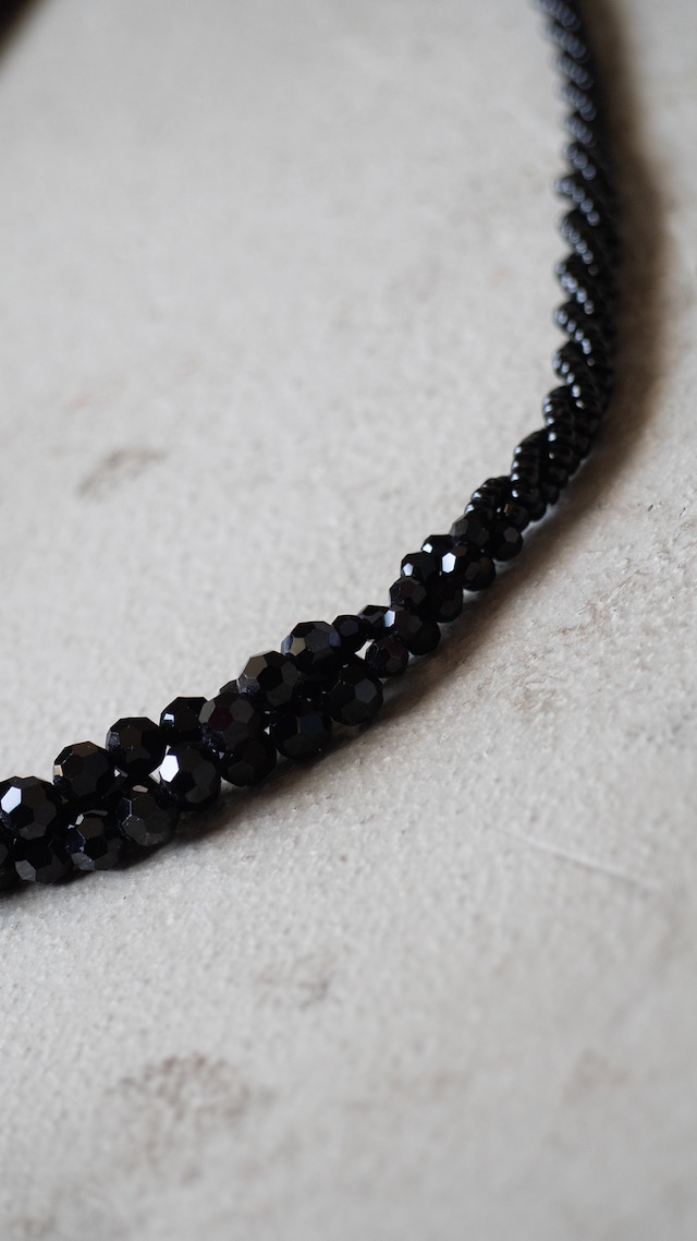 unknown used Black Spinel necklace