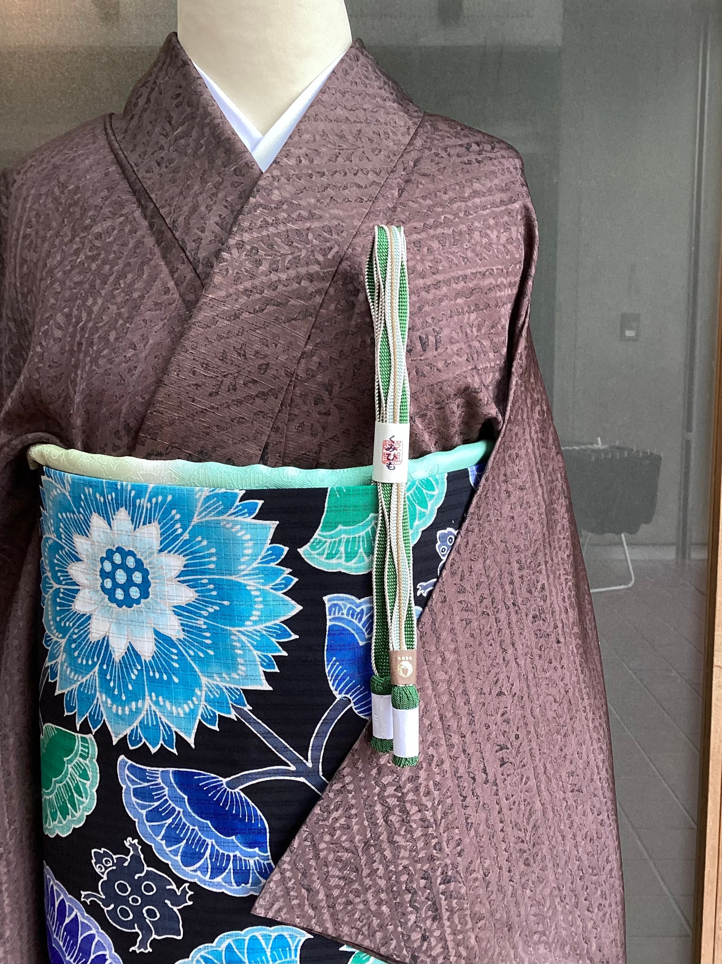 名古屋帯　正絹　銀糸　横縞　華紋　幾何学　着物　065t 名古屋帯 正絹 銀糸 横縞 華紋 幾何学 着物 065t 【公式通販】