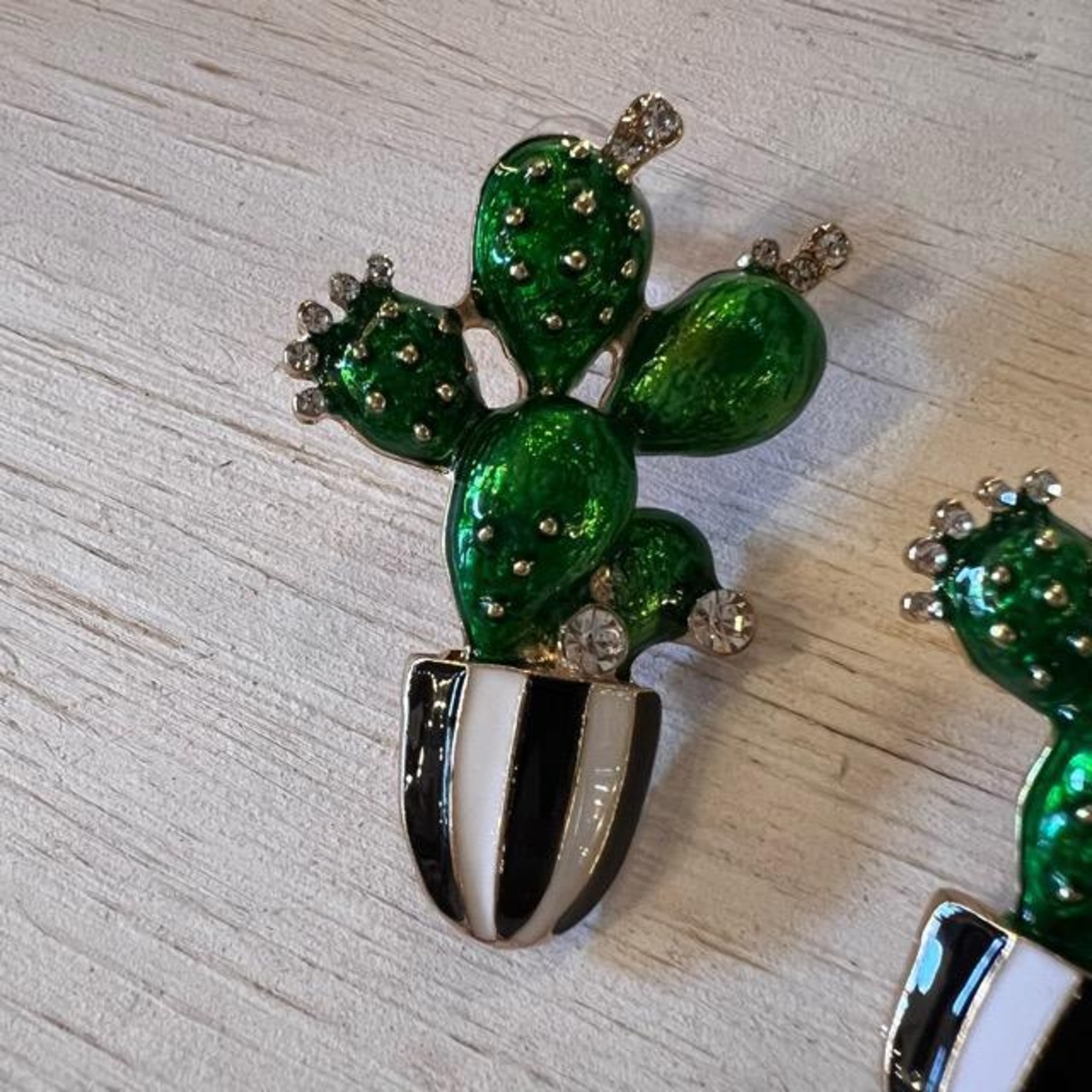 TOPANGA Jewelry　サボテンピアス