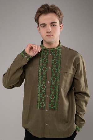 ウクライナ刺繍ヴィシヴァンカ　クロスステッチ手刺繍　Lサイズ　メンズ