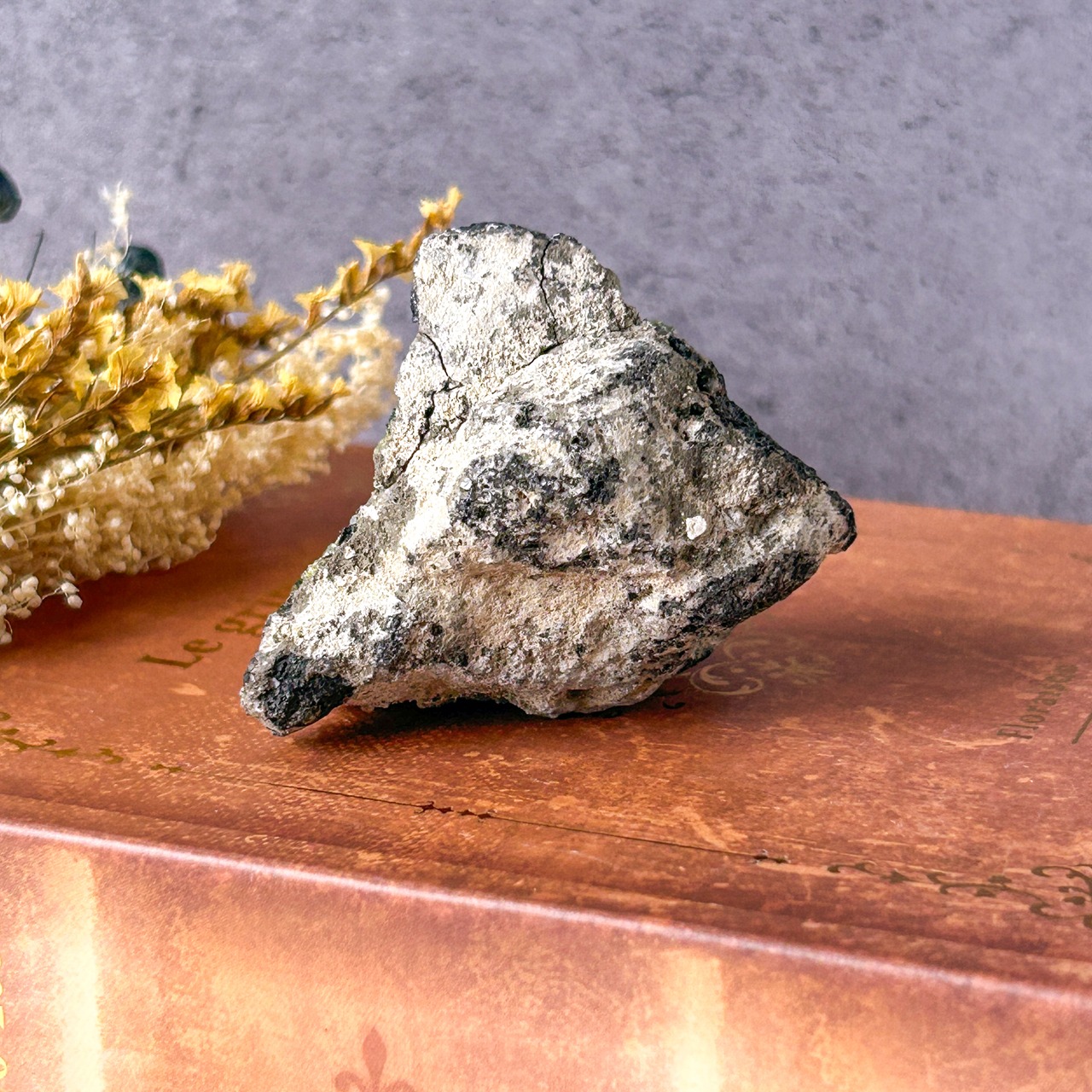 ノルウェー産 ペリドット 原石