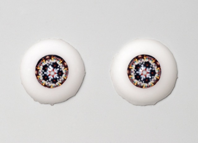 Silicone eye - 15mm Rosace Lily on Natural Color Sclera