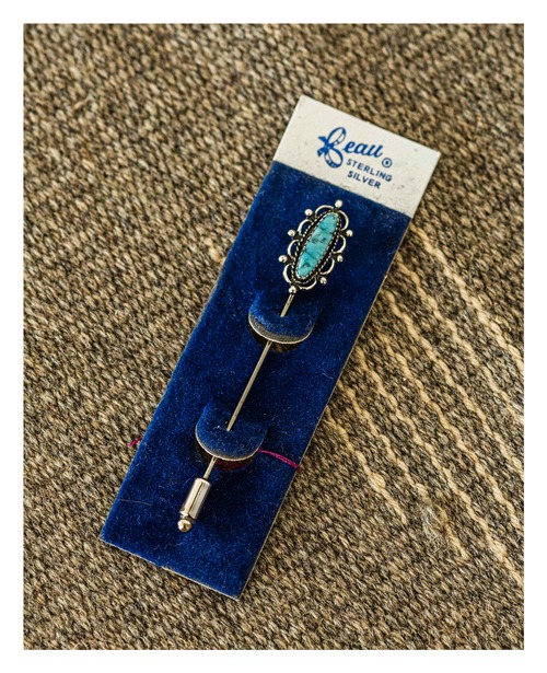 Beau Imitation Turquoise Hat Pin (c.1950–1970s)