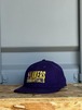 LAKERS ESSENTIALS CAP (purple)