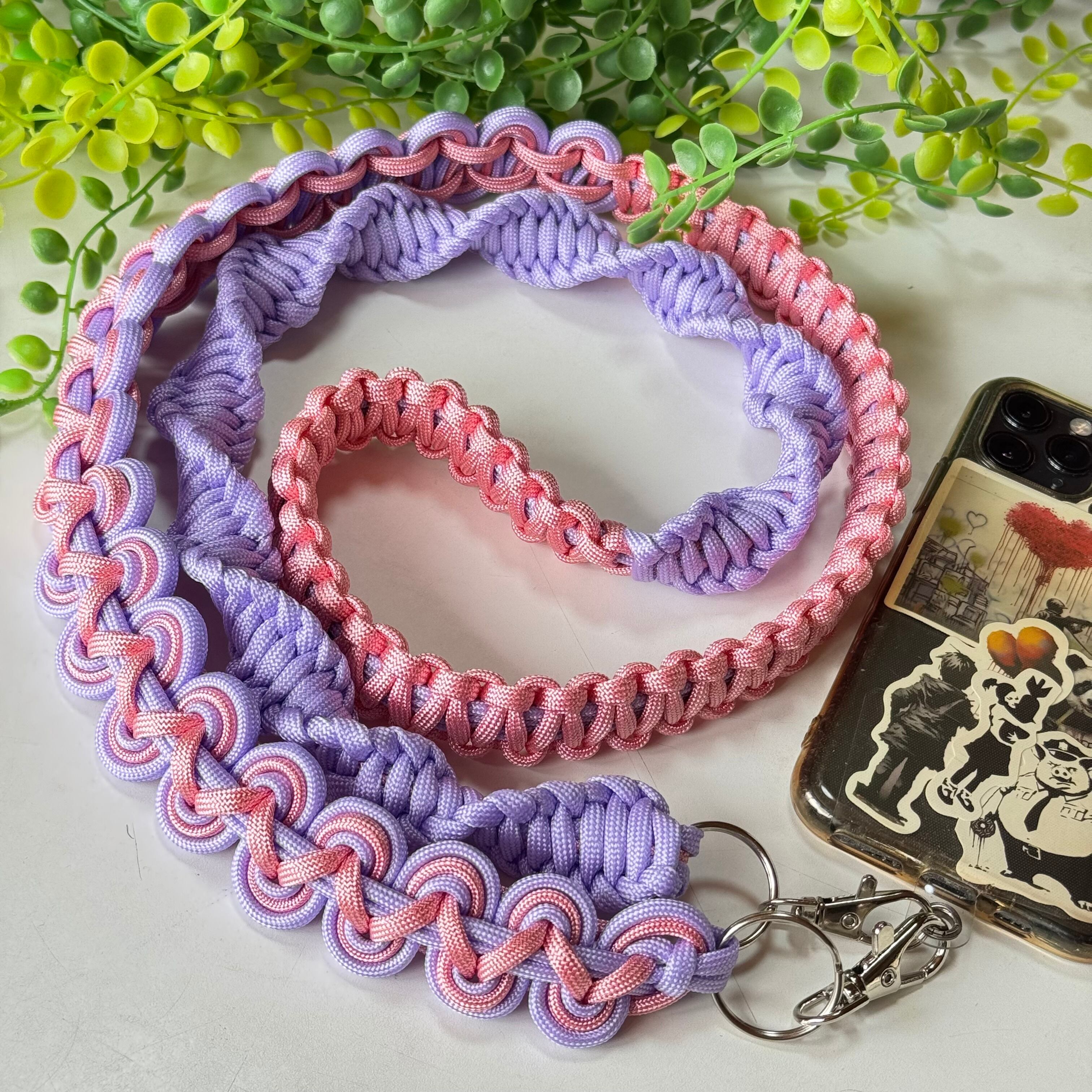パラコード ハンドメイド スマホストラップ ストラップ | tie