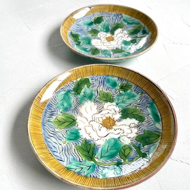 47008】 九谷焼 牡丹（1枚）明治 / Kutani Plate - Peony / Meiji Era