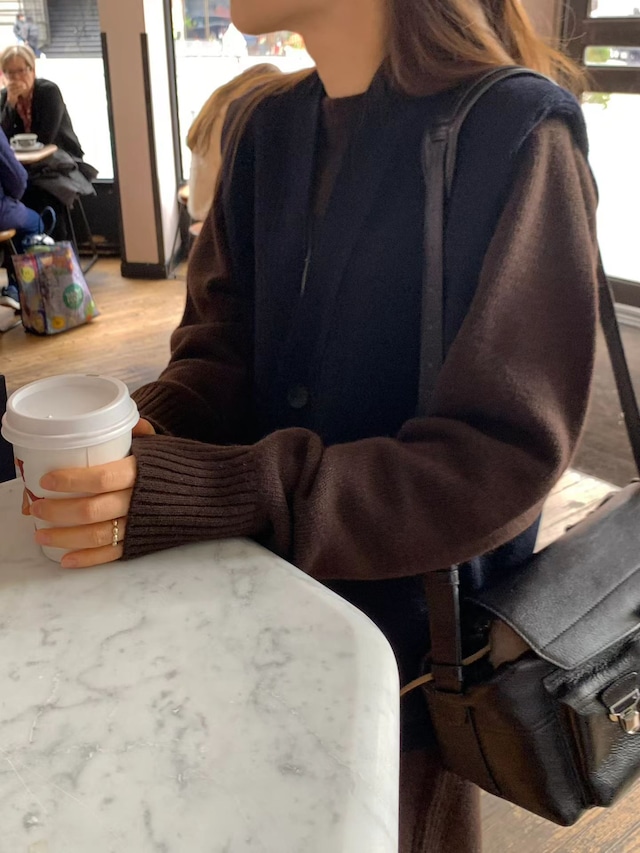 (予約) ounce / Pocket knit vest cardigan 2color