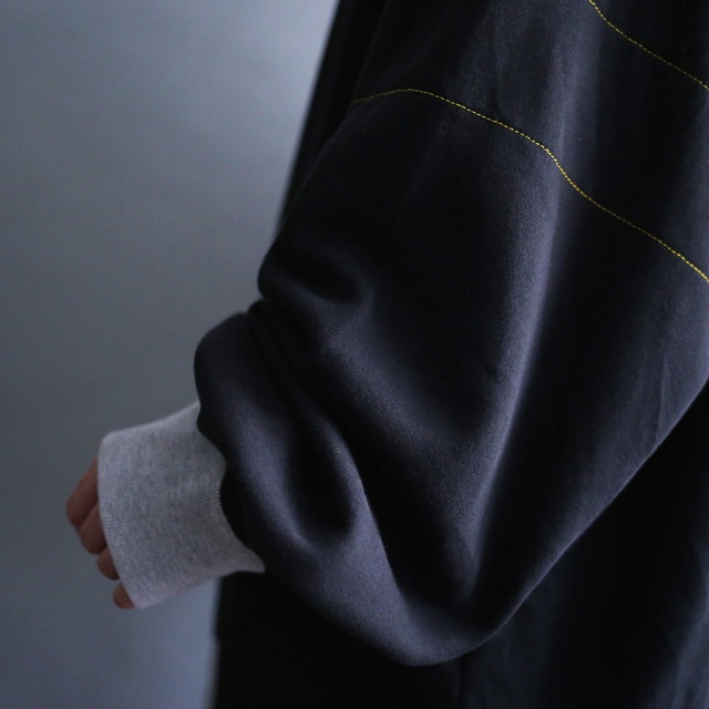 "POLO SPORT" rib switching and yellow stitch work over box silhouette sweat