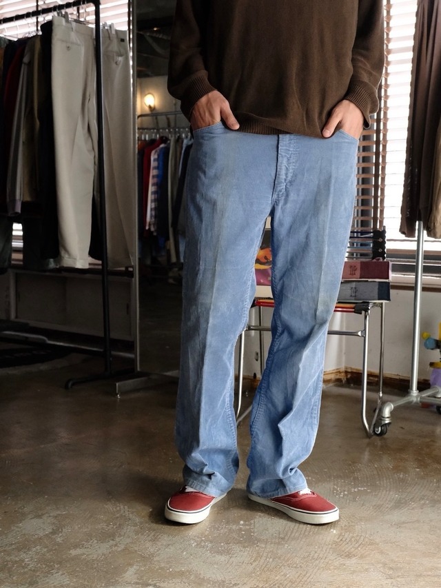 Used wrangler corduroy pants