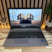 『準美品』HP 250 G9  Core i5第12世代  高性能  メモリ8GB  SSD256GB  人気ノートパソコン