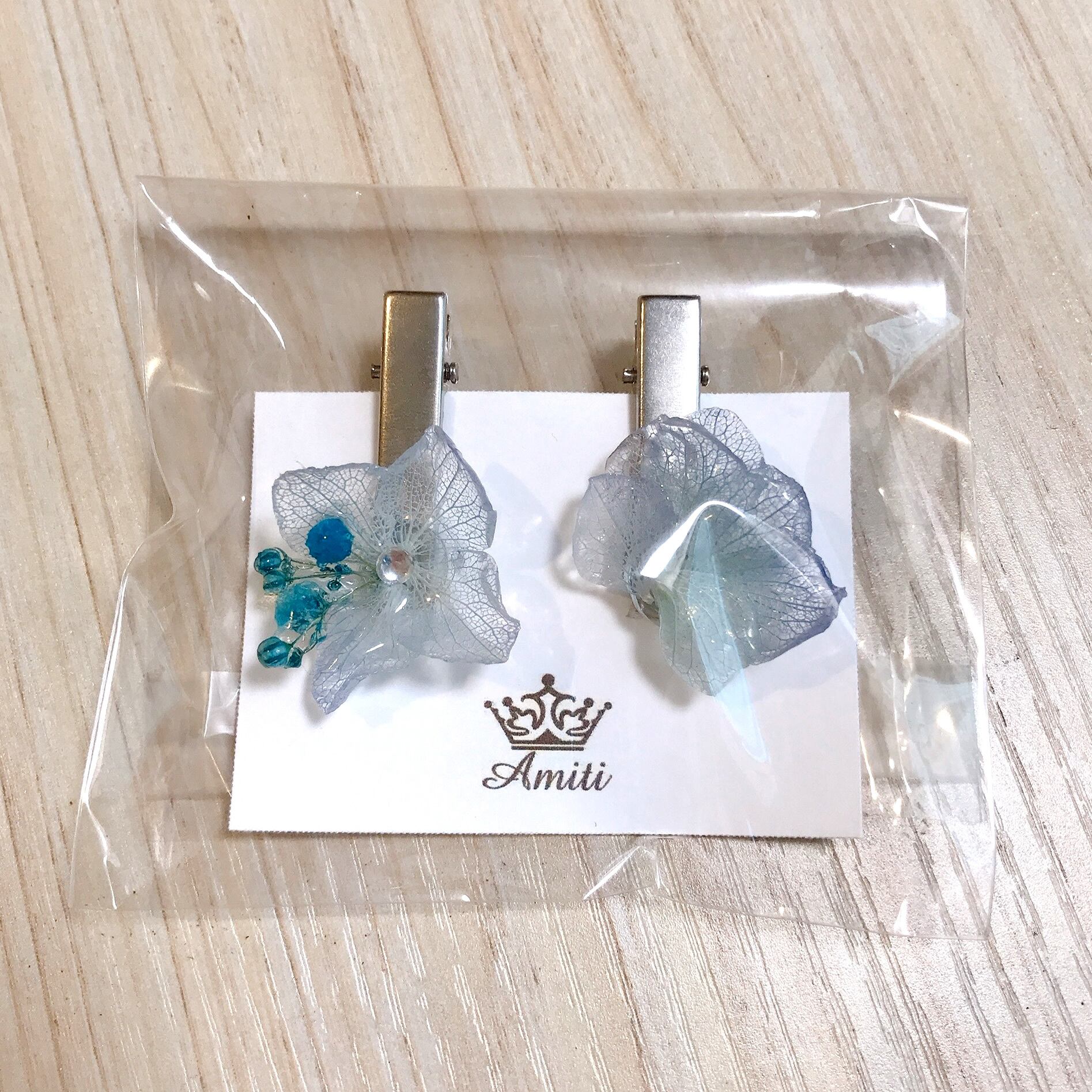 紫陽花ヘアクリップ アシンメトリー 2個セット クリアアクア | amiti