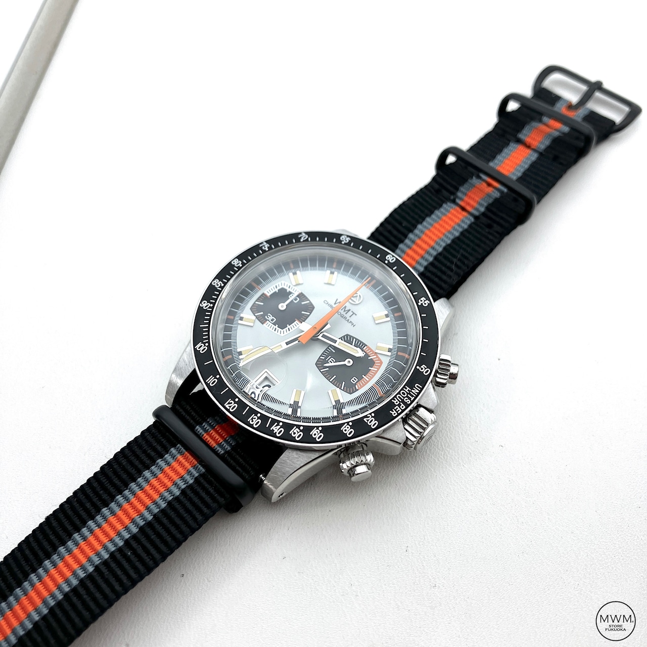 PVDプレミアムNATOストラップ ブラック・グレー&オレンジ 18/20mm 腕時計ベルト