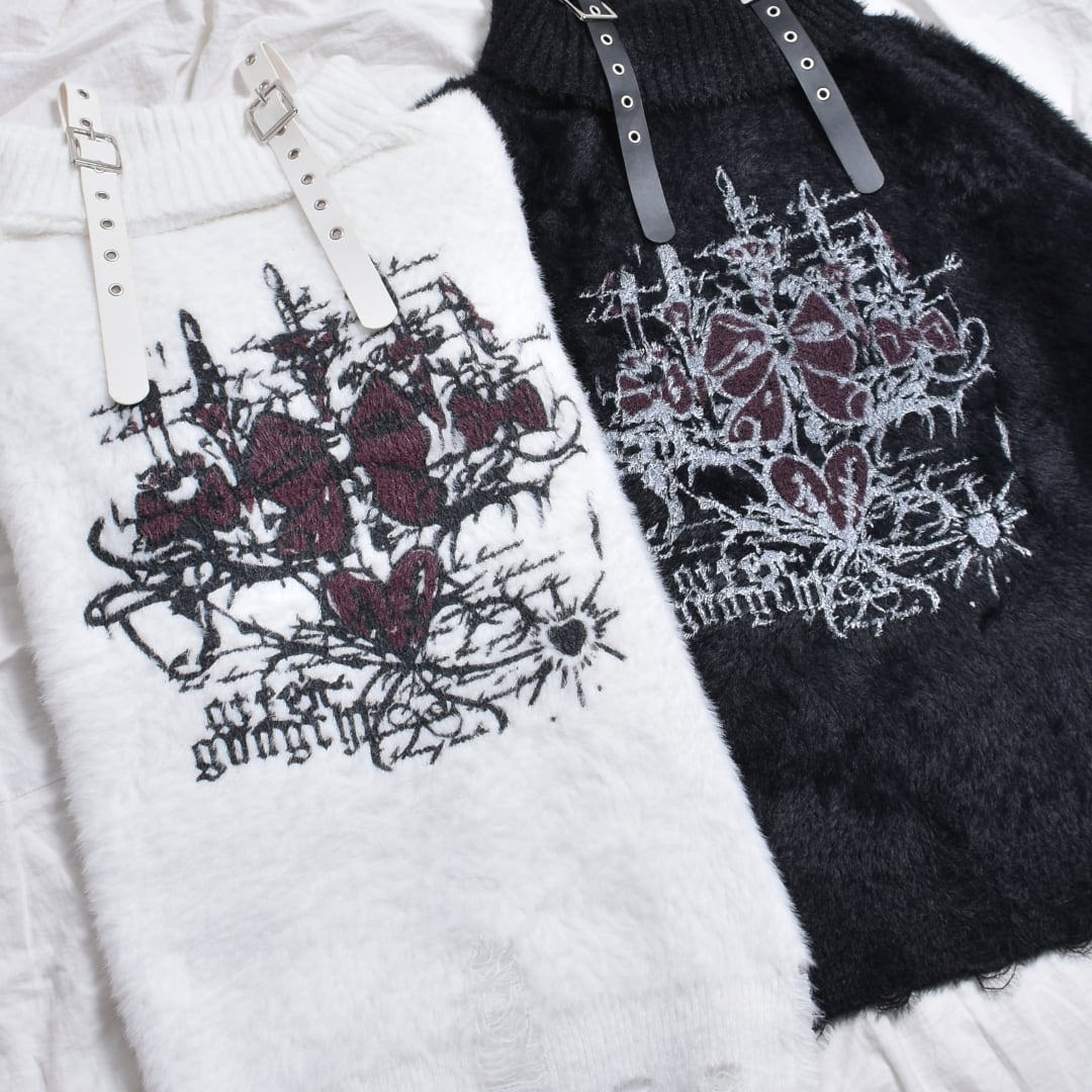 平成様♡だぼだぼ ダメージ ニット と肩だしブラックスカルチェーンカットソー 平成様♡だぼだぼ ダメージ ニット と肩だしブラックスカルチェーン