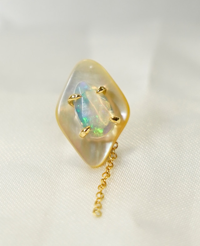 Thalatta pierced(opal)