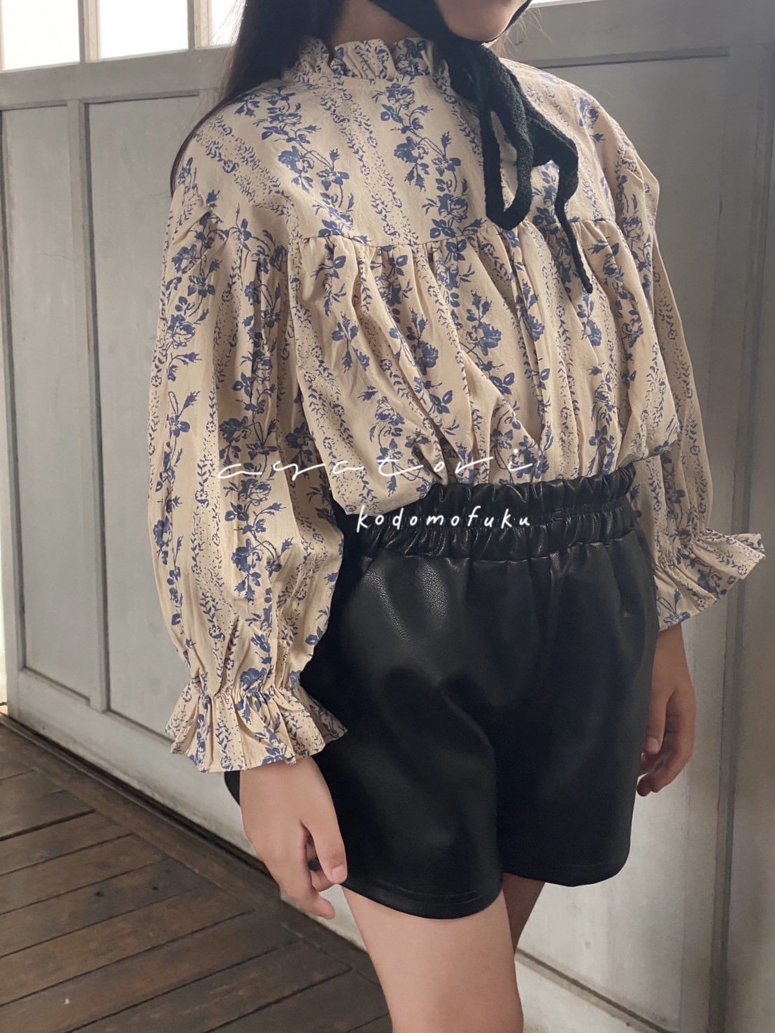 【即納】blue flower blouse