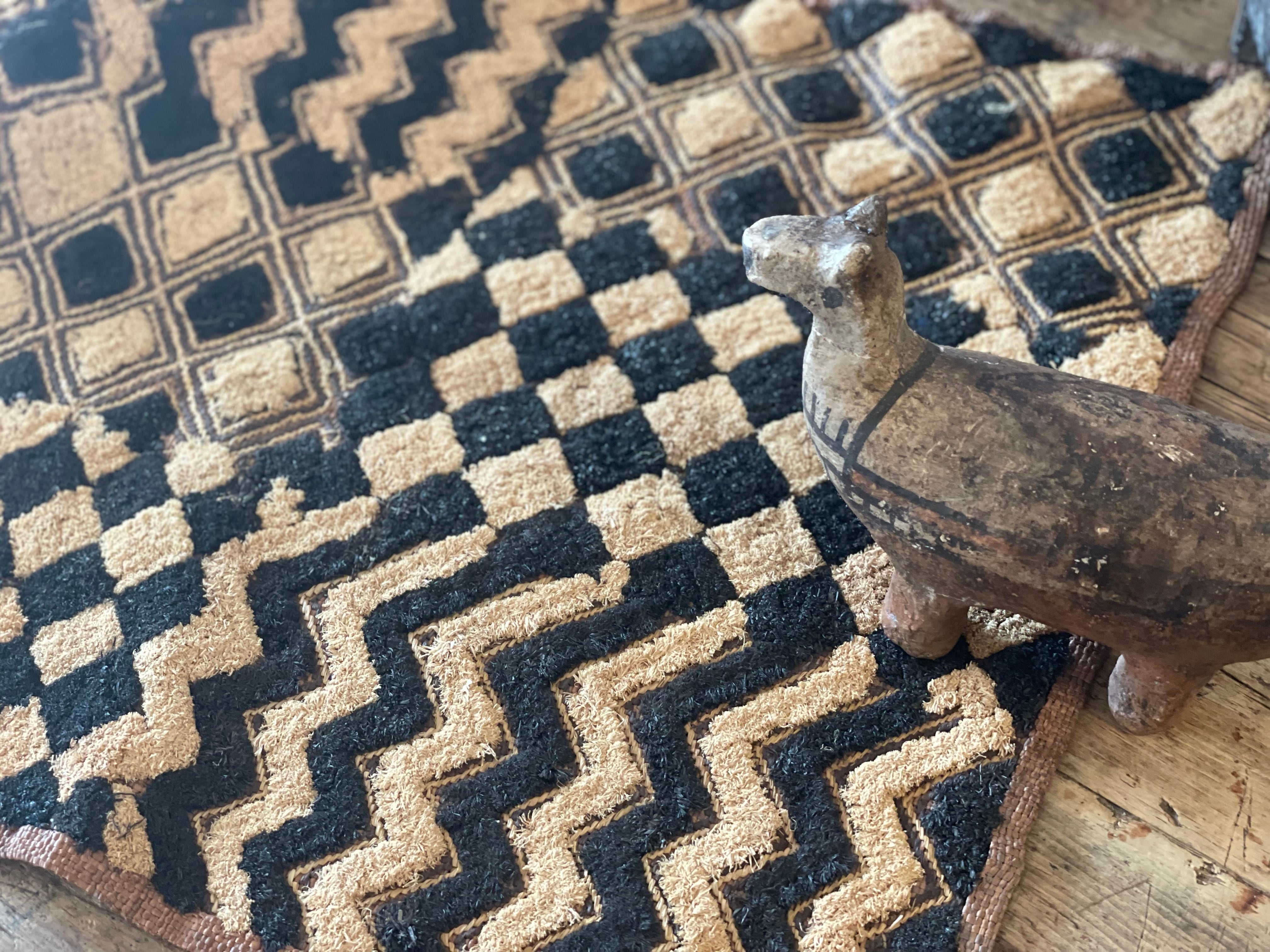 クバクロス 民藝布 KUBA CLOTH：アフリカの民芸 クバクロス