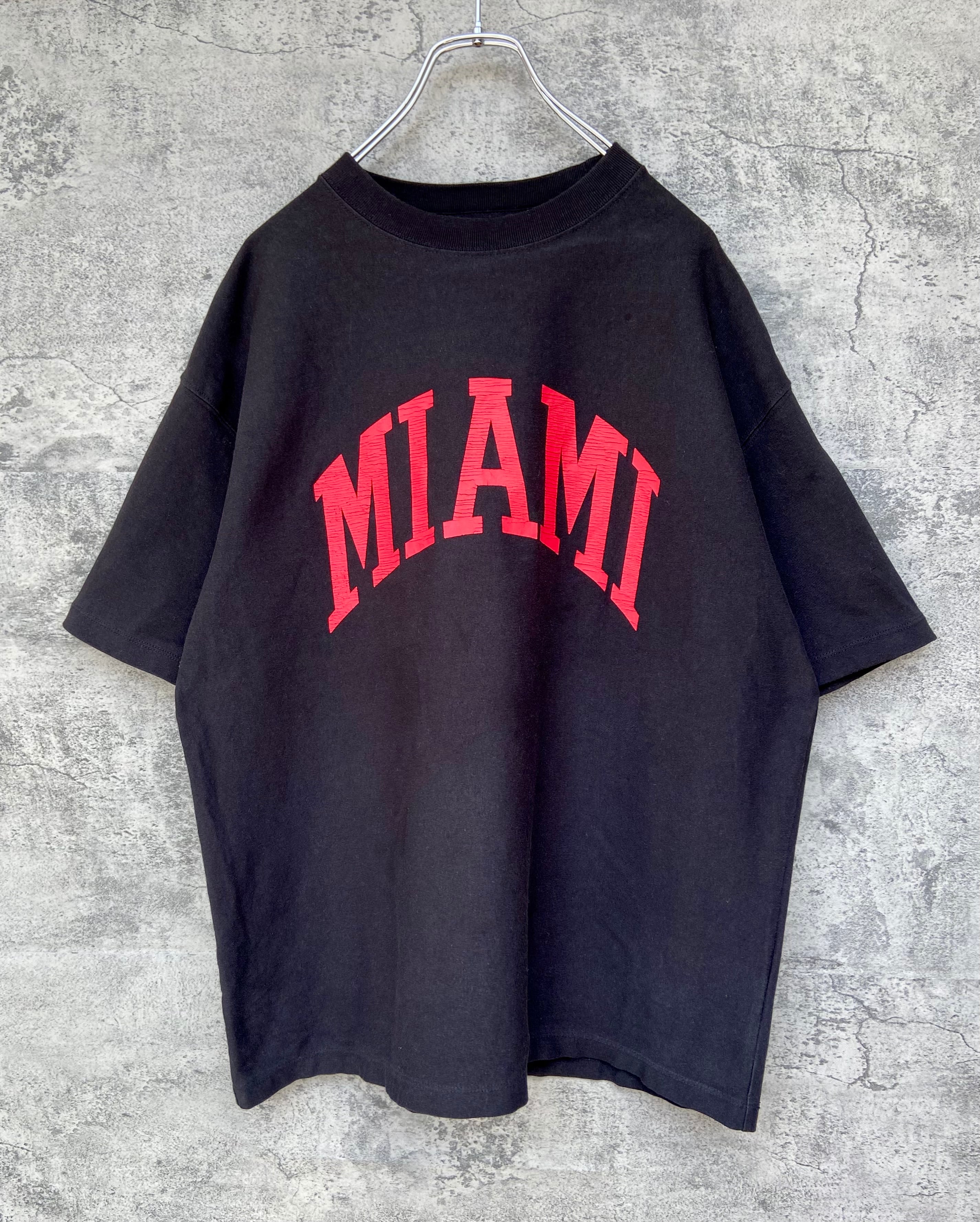 カレッジロゴ MIAMI マイアミ大学 黒 Tシャツ | 【古着 らくふる