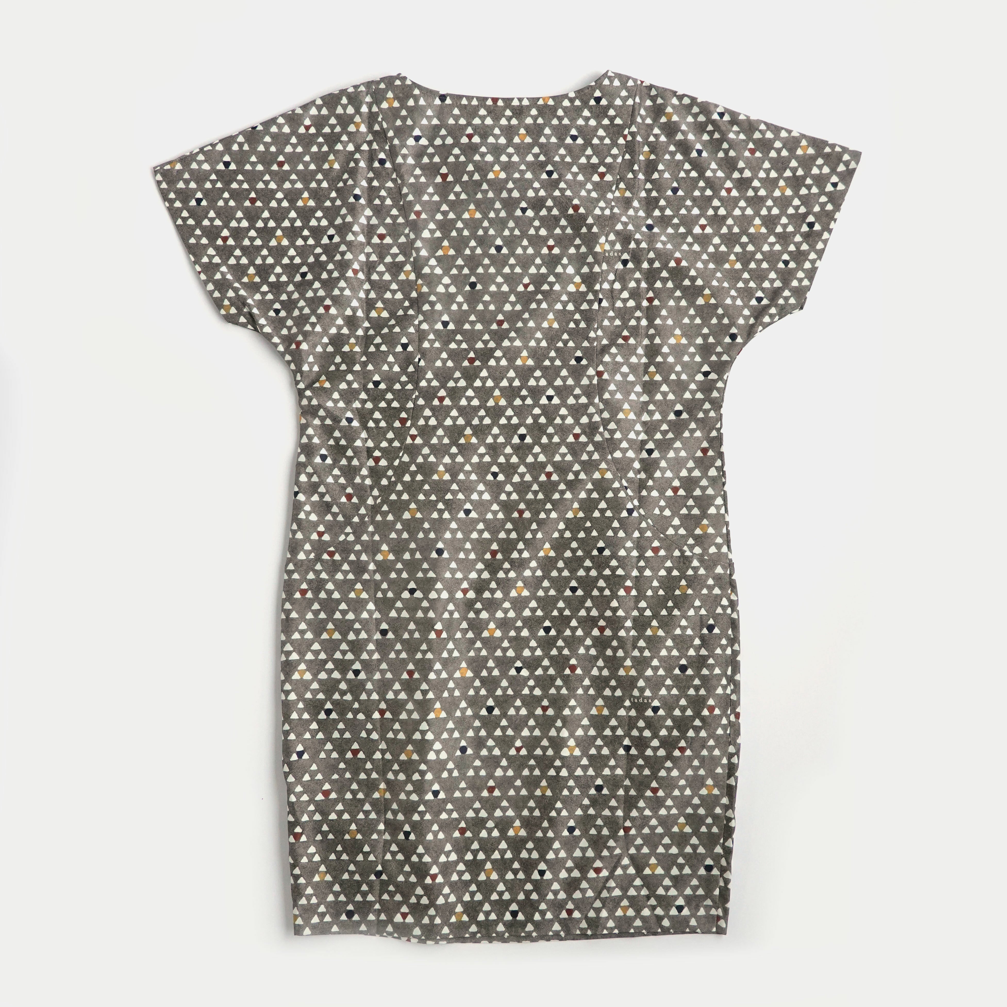 ❤︎オリ姫٩(❛ᴗ❛)۶ 専用　　◆新品タグ付◆ヤマダヤ◆ Vネックワンピース ❤︎オリ姫٩(❛ᴗ❛)۶ 専用 ◇新品タグ付◇ヤマダヤ◇ Vネック