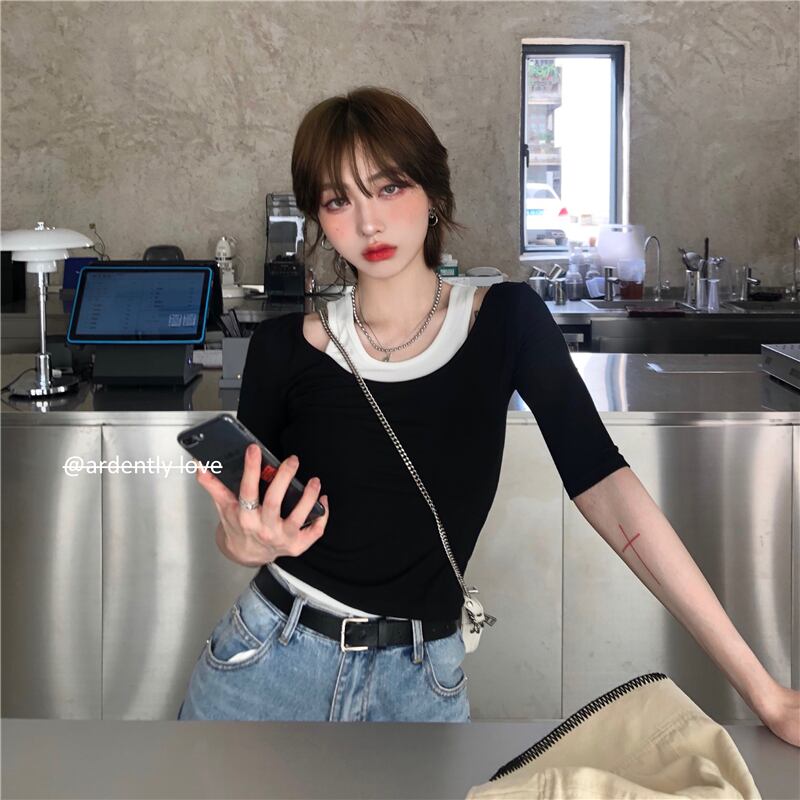 偽のツーピース半袖黒Tシャツ女性のバージョン夏のスリムな半袖半袖2020新しいワイルドスリムトップ ブラックストロベリース36248698181