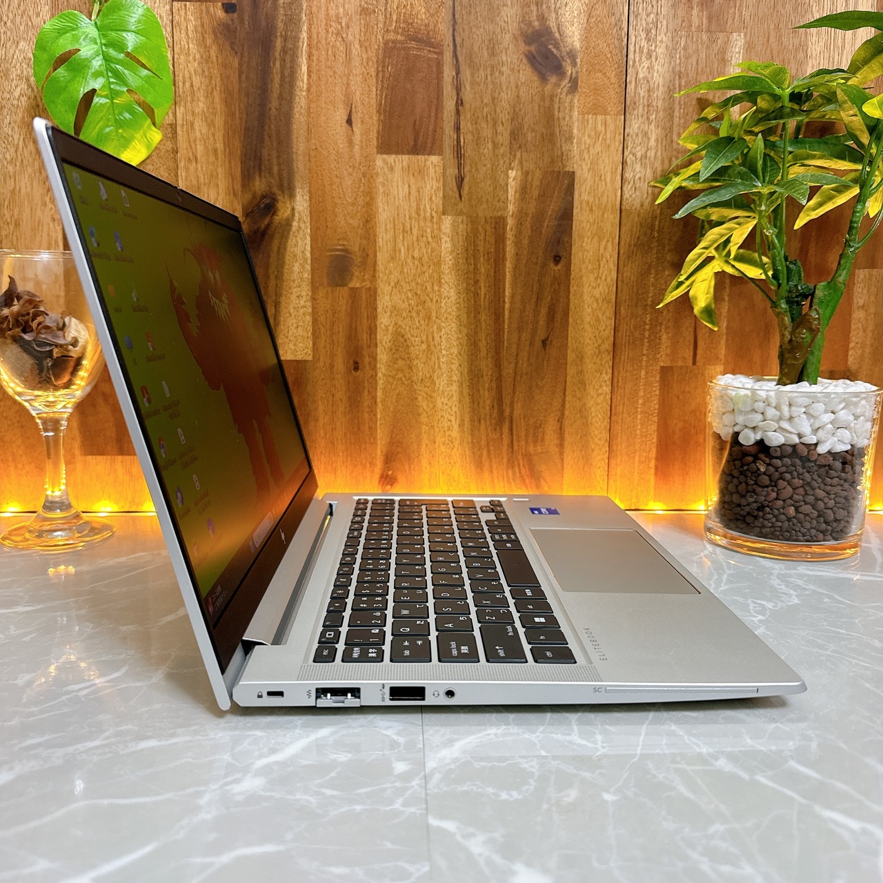 極美品2023年式 /HP Elitebook 630 G10/メモリ16GB/SSD256GB/最新ノートパソコン