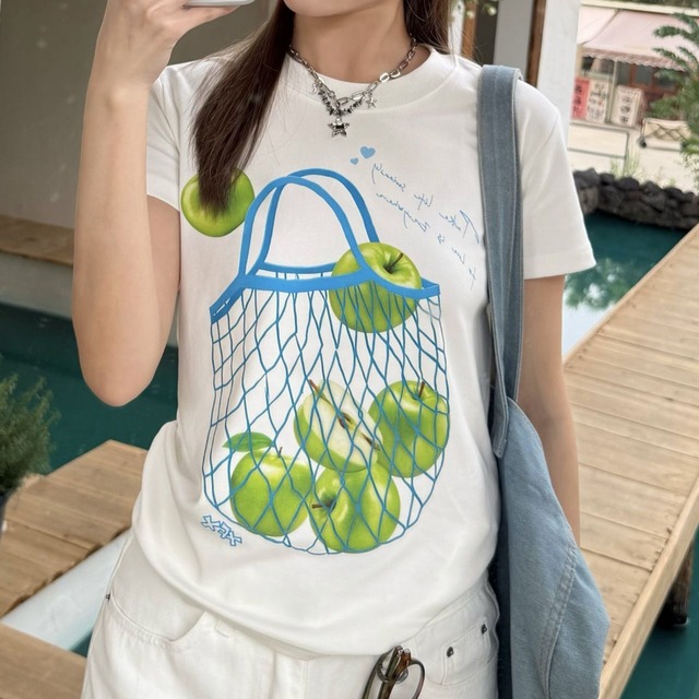 アップルバスケットポッププリントTシャツ 1col   R02340