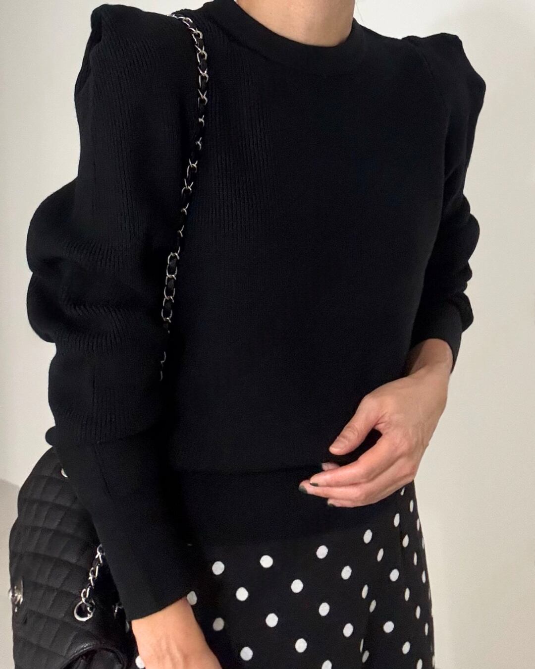 パフショルダーニットトップス