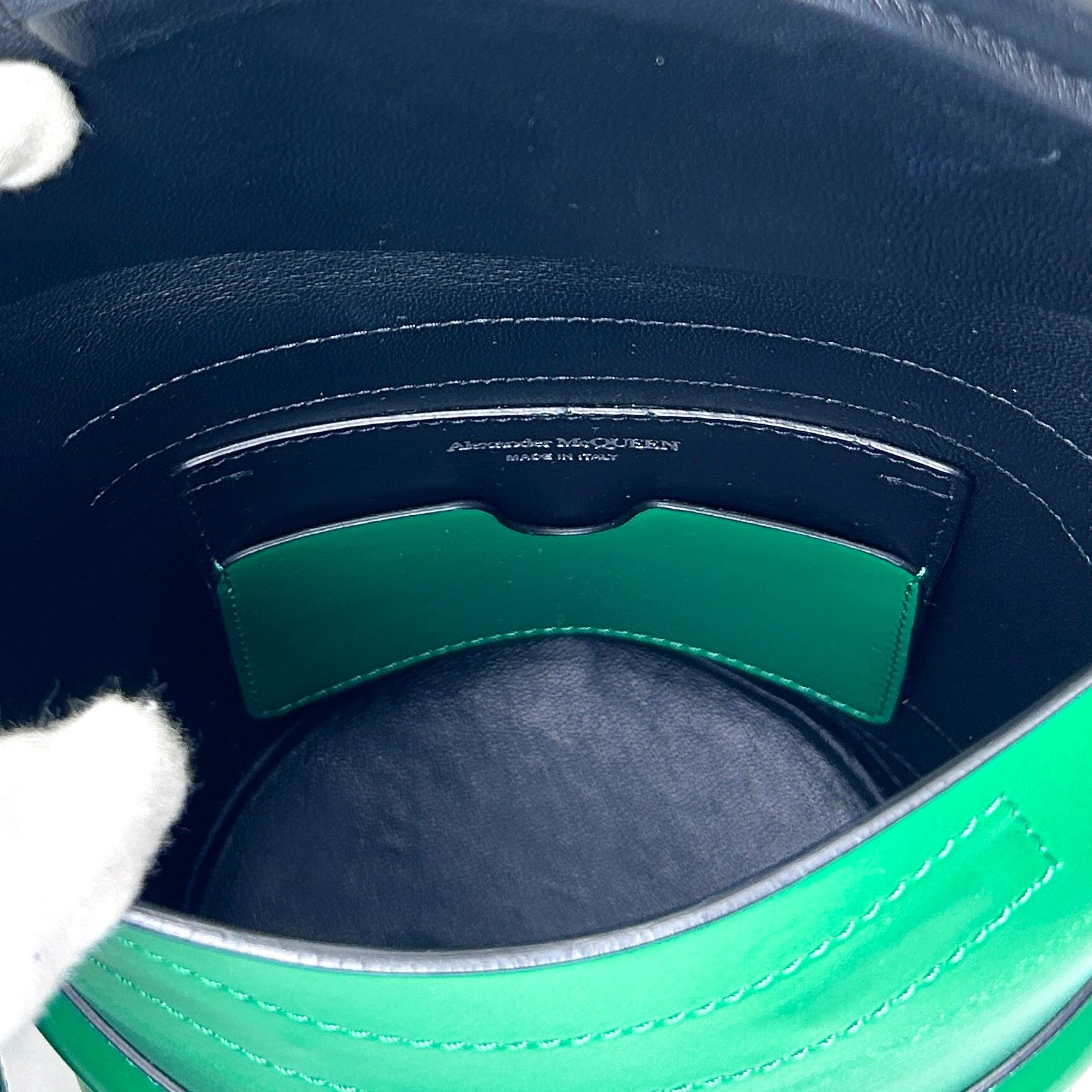 未使用品】Alexander McQueen ザ カーブ ショルダーバッグ レザー  