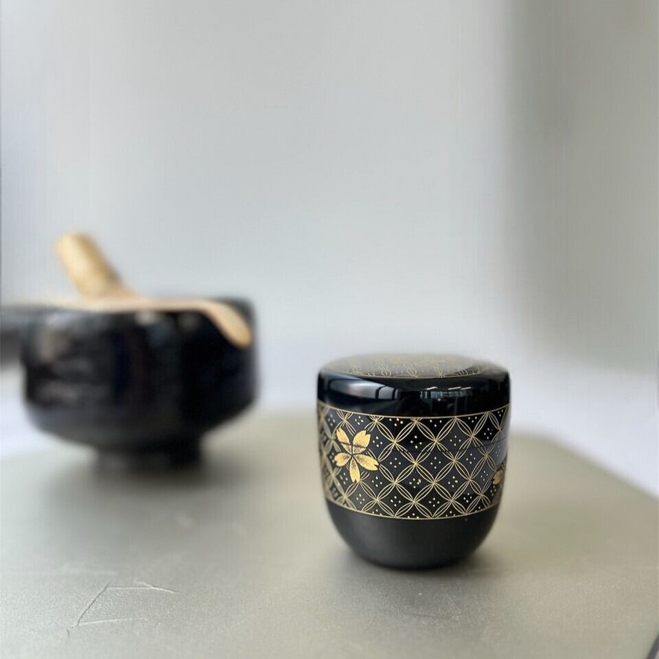 輪島塗】中棗 桜 七宝繋（しっぽうつなぎ）沈金 | FEEL J Style