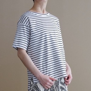 クルーネックTシャツ(ホワイト×ブラック)