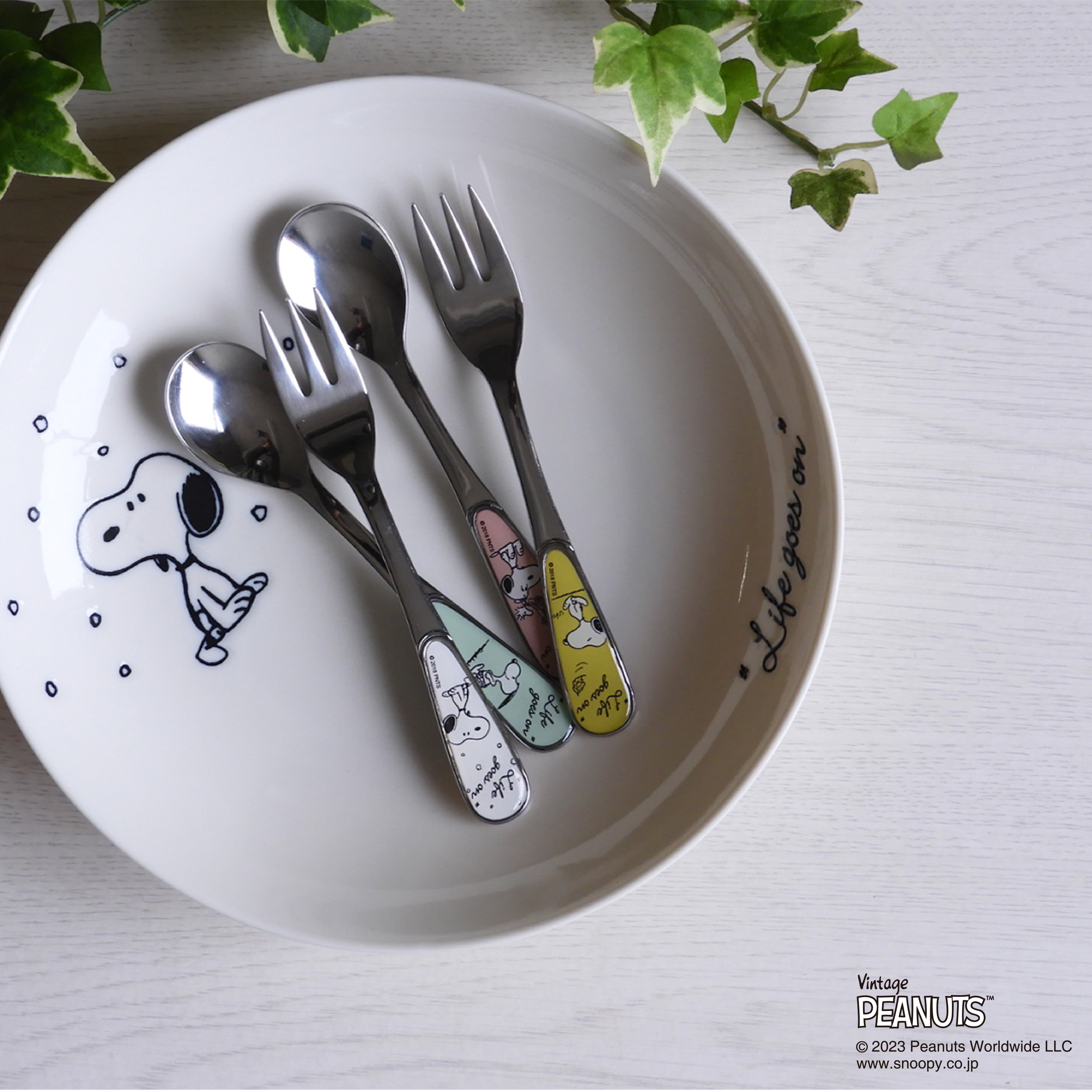 スヌーピー】スプーン（グリーン）【シーズン】 | yamaka official