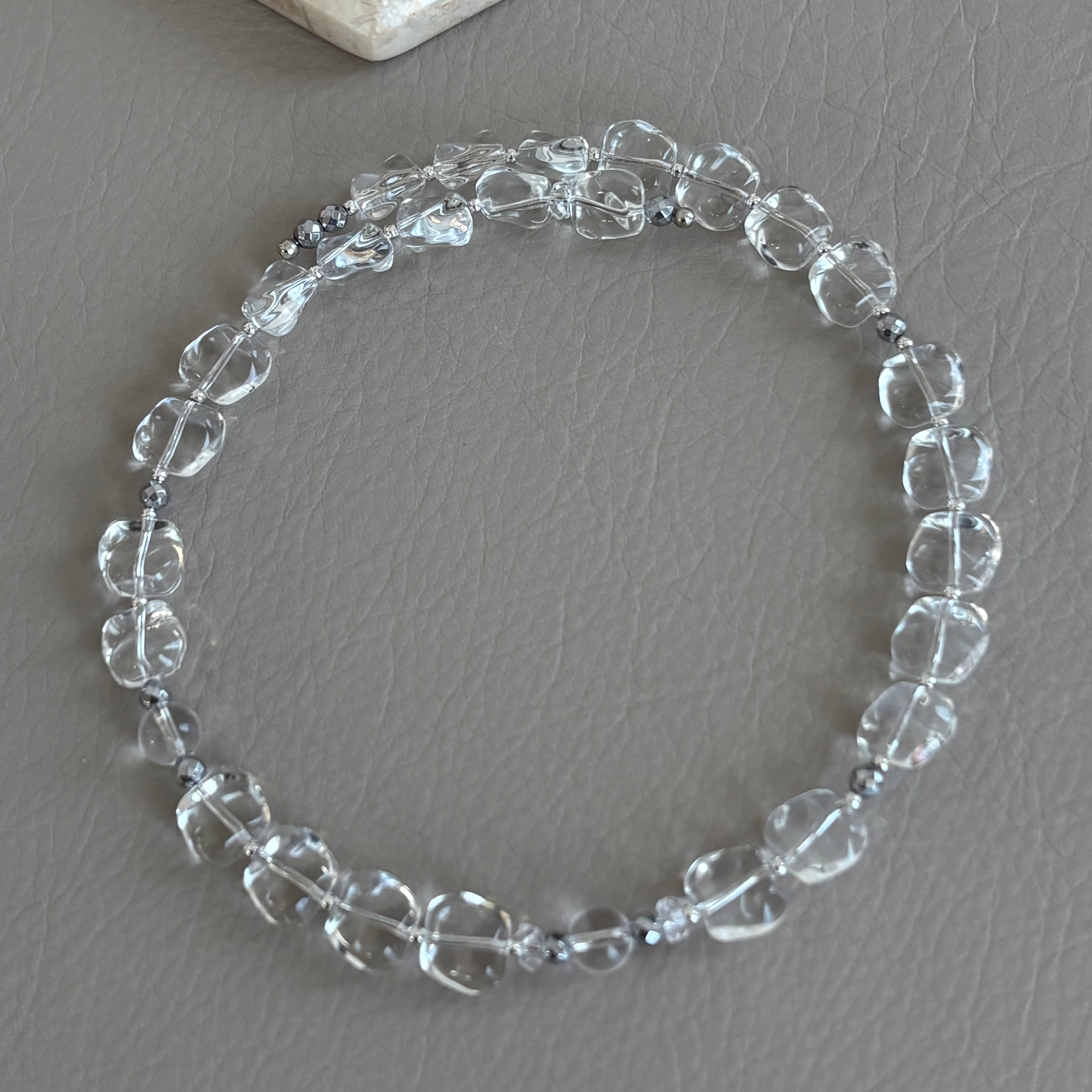 choker_crystal quartz