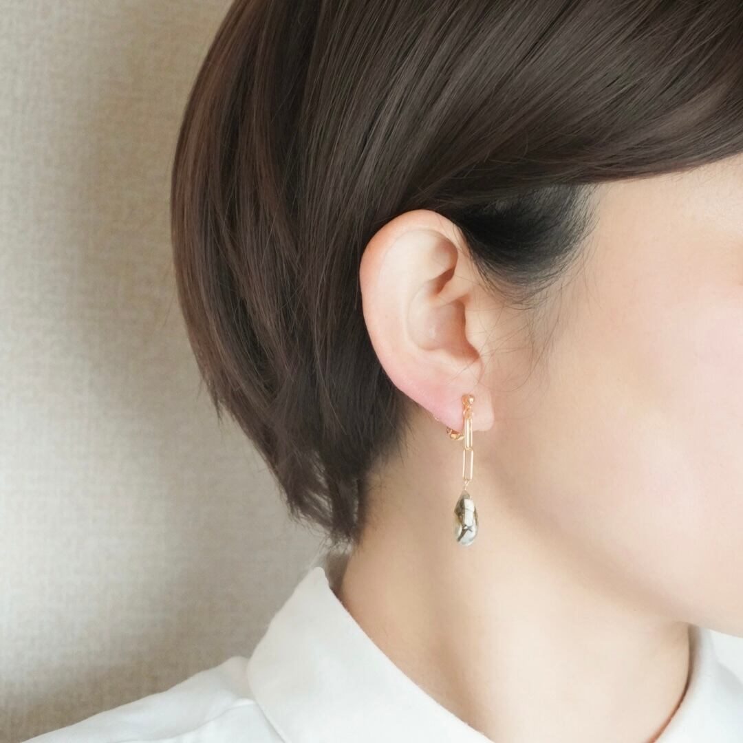 天然石しずくロングイヤリング／ピアス｜イエローオパール×ホワイト