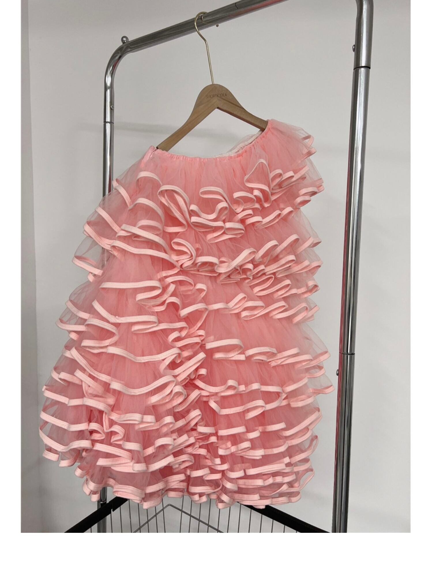 ホワイト Mochana ワンピース ドレス 白 ピンク オレンジ 青 黄 花柄